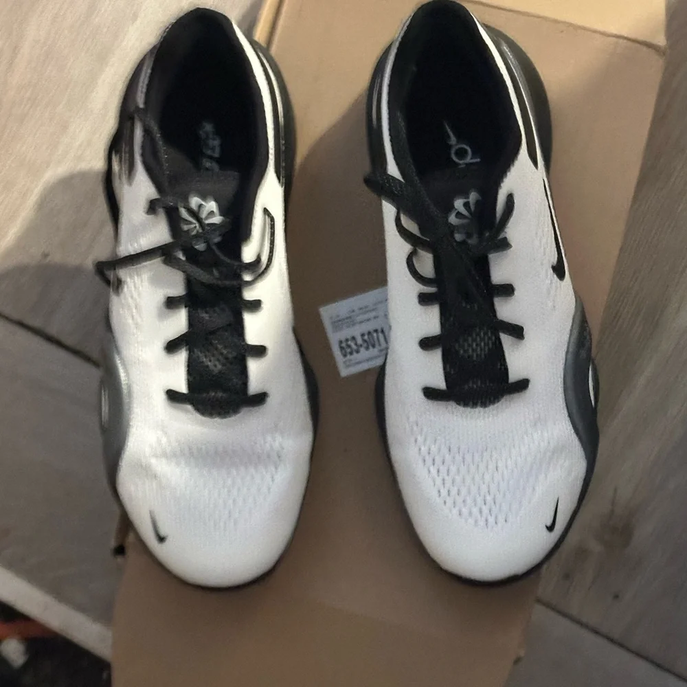 Nike Zoom SuperRep 4NN Black and White Women’s Running Shoes - Picture 7 of 7
